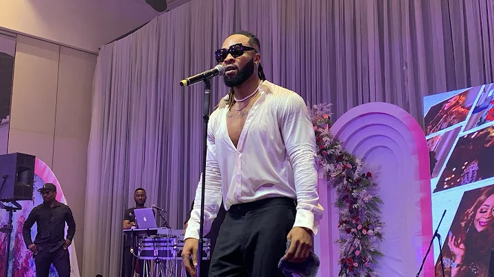FLAVOUR ON OSANDI OWENDI AT DR SIJU ILUYOMADE 60TH BIRTHDAY PARTY