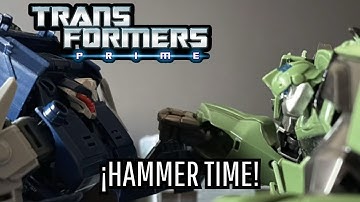 Bulkhead vs Breakdown. ¡Hammer time! Transformers Prime Stop Motion 
