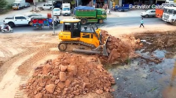 Old Video But If You Like Action Dozer SHANTU DH17c3 Push The Soil Don