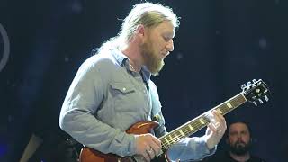 Tedeschi Trucks Band &quot;Midnight In Harlem&quot; live at Outlaw Music Fest 2018 concert
