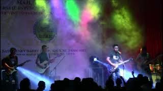 Cinta dik tasik biru(sky band)