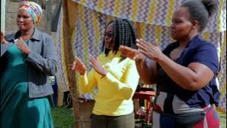 Nipe Biblia performed in sign language