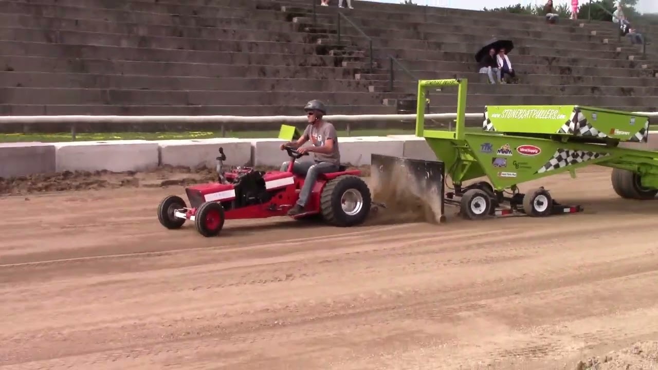 Teeswater Fair 2023 garden tractor pulls modified 750lbs