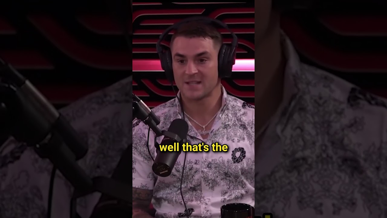 Dustin Poirier Explains how he KO'ed Conor McGregor! #ufc #shorts #dustinpoirier