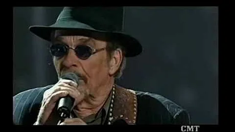 Merle Haggard (w/ Toby Keith) - Some of us Fly (li...