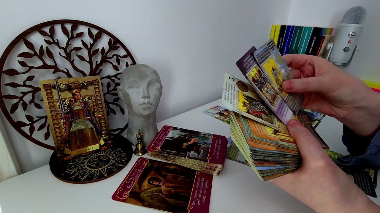 Balanță 🐞 Persoana care vine înspre tine ● Rămâi optimistă în privința vieții tale amoroase ●