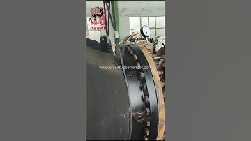 Water pressure test of floating hoses