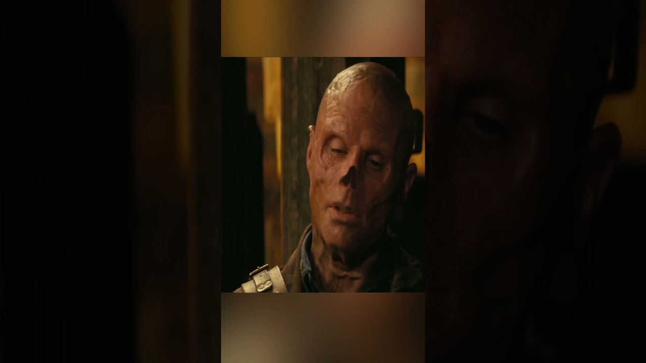 Гуль жёстко напрягает телохранителя 