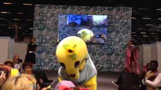 Funassyi in Paris (Japan Expo 2014)