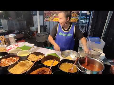 สูตรเก่า..ร้านง่ายๆแต่ขายดี ห่อกลับบ้าน ก๋วยเตี๋ยว เครื่องเยอะจัด สูตรสุโขทัย  noodles Thai