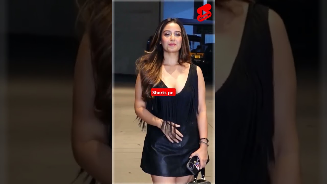 Srishty Rode Black Dress At Arjun Bijlani Diwali Cum Birthday Party 