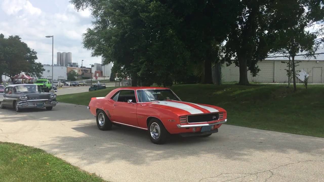Waukesha County Fair 6th Annual Car Show Parade YouTube