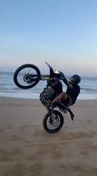 BELAJAR STANDING MOTOR CRF HAMPIR TERJATUH