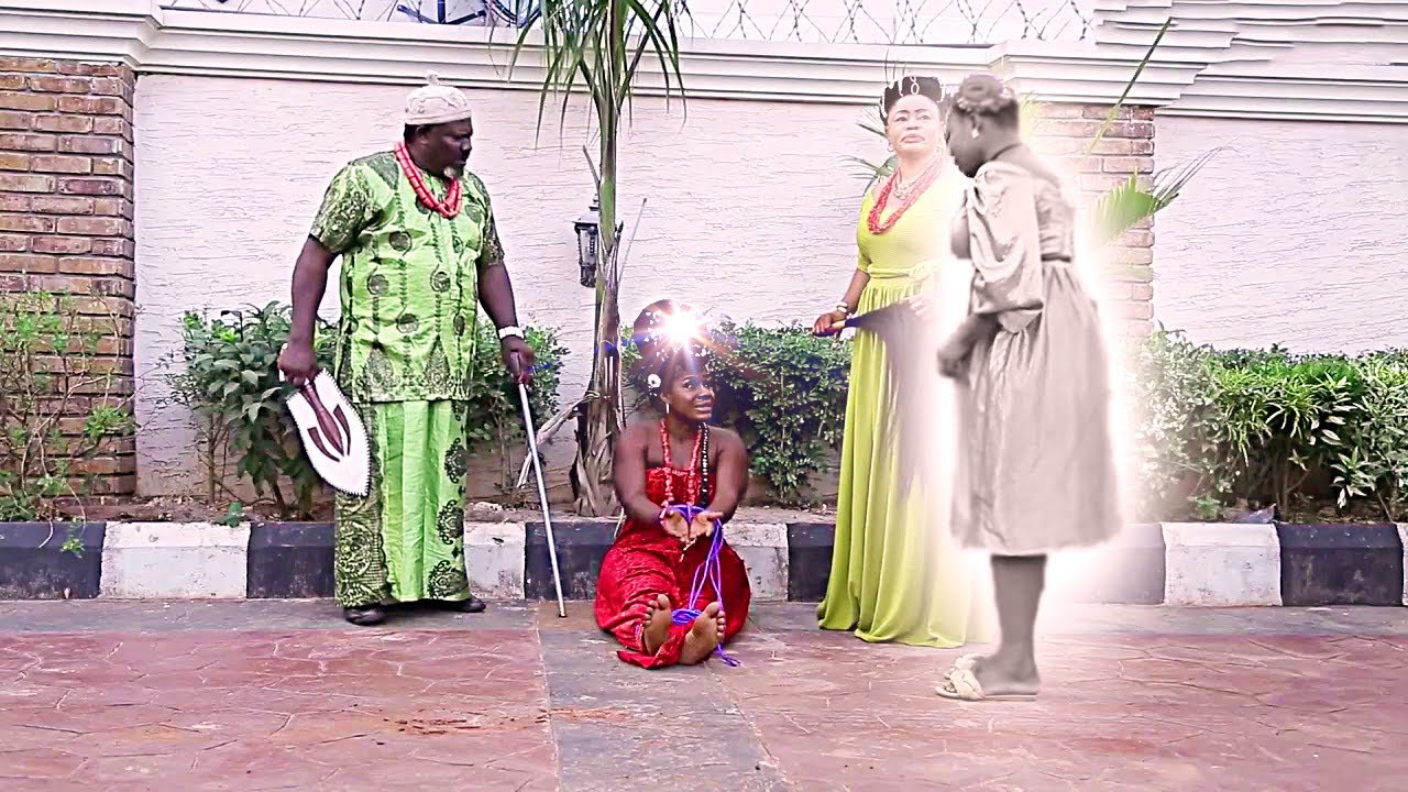 Notre Femme De Ménage Fantôme M’a Rendu Fou Parce Qu’elle Aime Le