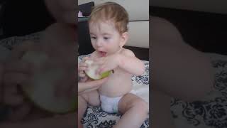 Armudun Iyisini Kızım Yer