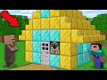 WHY ONLY VILLAGERS CAN ENTER THIS SUPER HOUSE WITH FACE ID IN MINECRAFT ? 100% TROLLING TRAP !