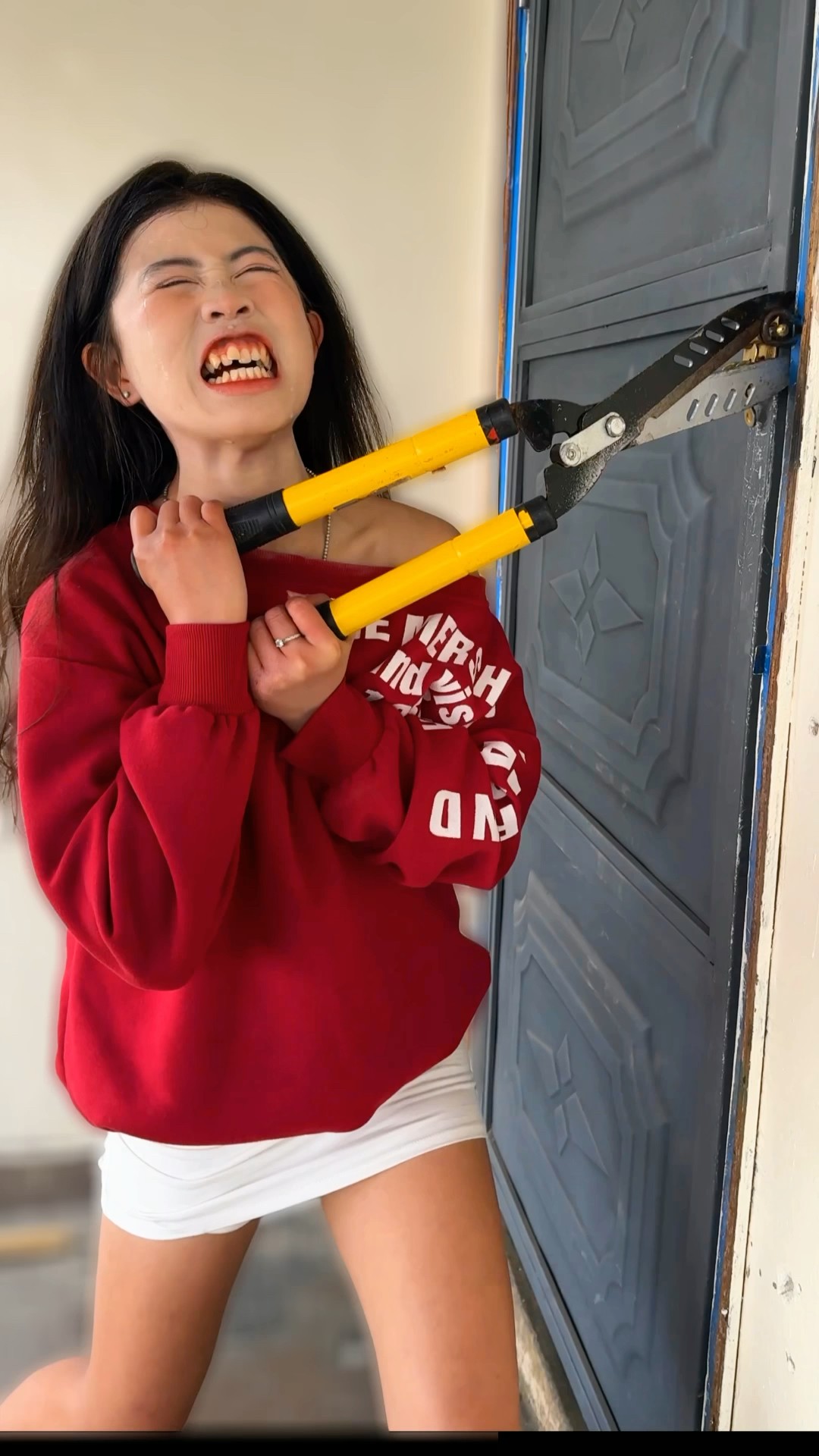 ToRung comedy: messy house ?