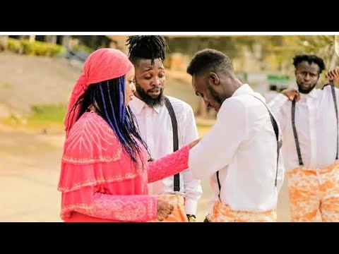 Soyayya ce Tasa Nake Ta Murmushi Latest Hausa Song Original video 2020 