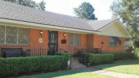 MUST SEE! Incredible home with a lot of extras!