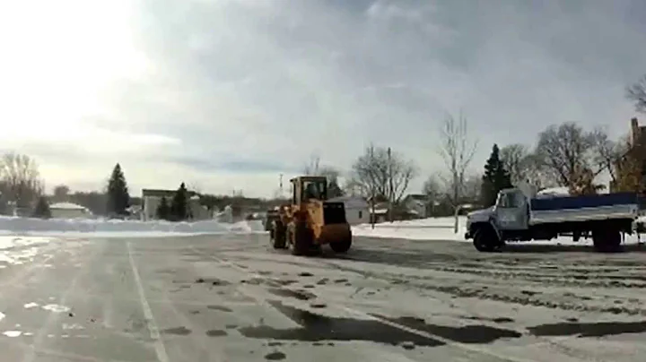 Snow removal with case 621 wheel loader