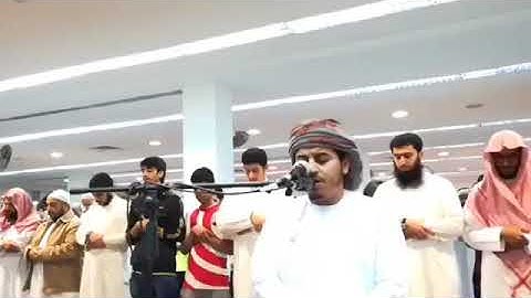 القارئ هزاع البلوشي اواخر سورة الأحزاب من صلاة العشاء