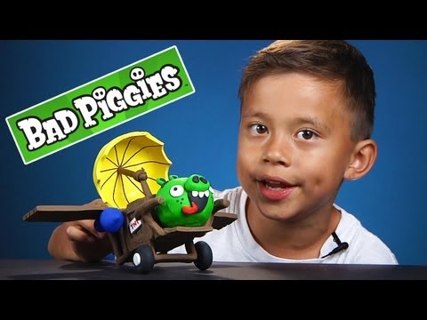 BAD PIGGIES Clay Model - Airplane Freckled Pig Figure CHECK IT OUT!   Angry Birds Spin-off!