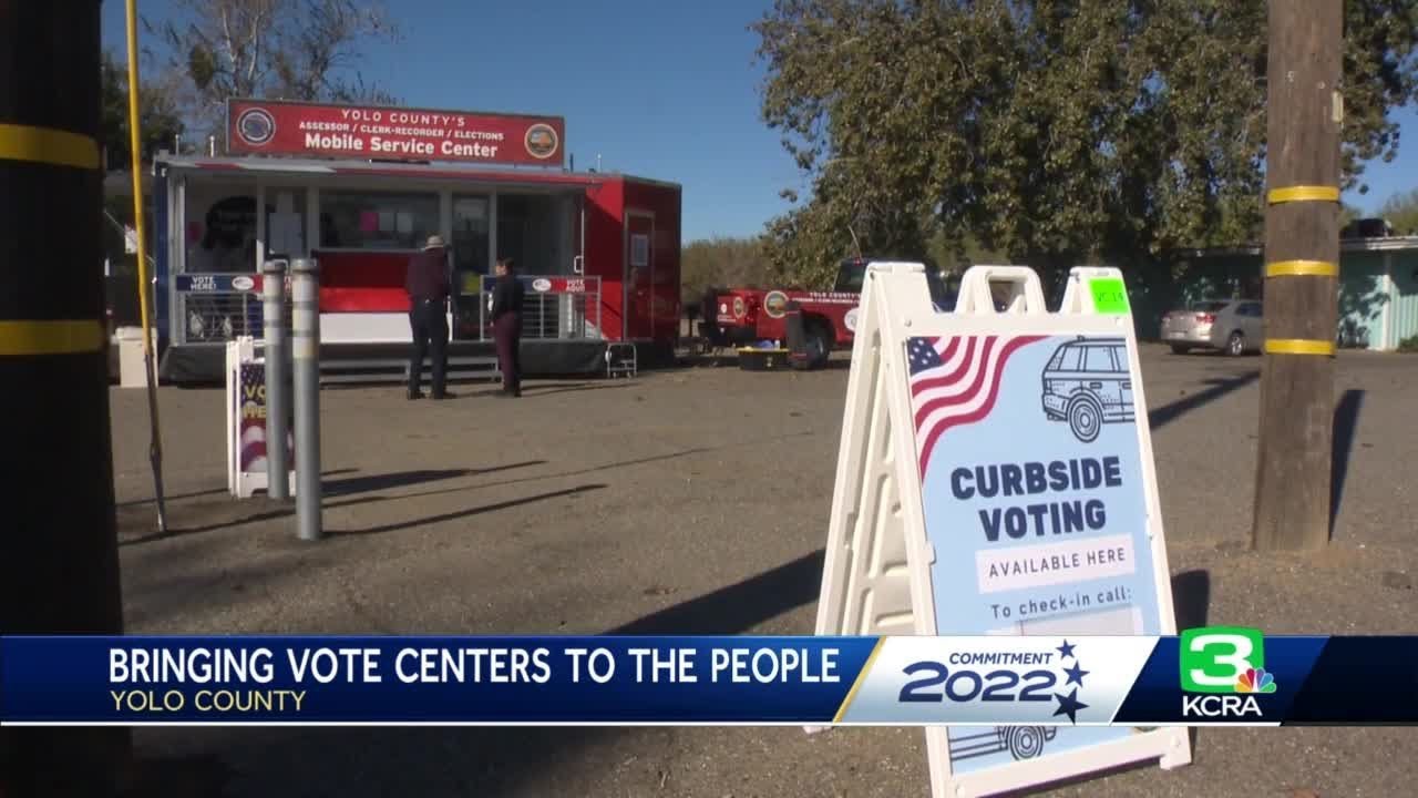 days-away-from-the-election-mobile-voting-centers-make-their-way