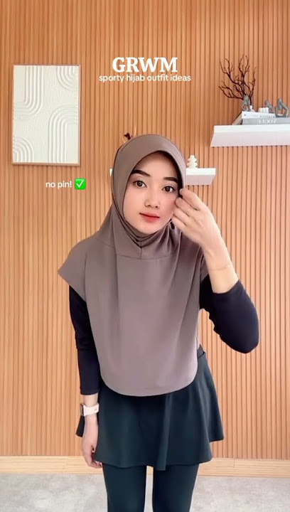 You can run slowly but still look charming #hijabstyle #shorts