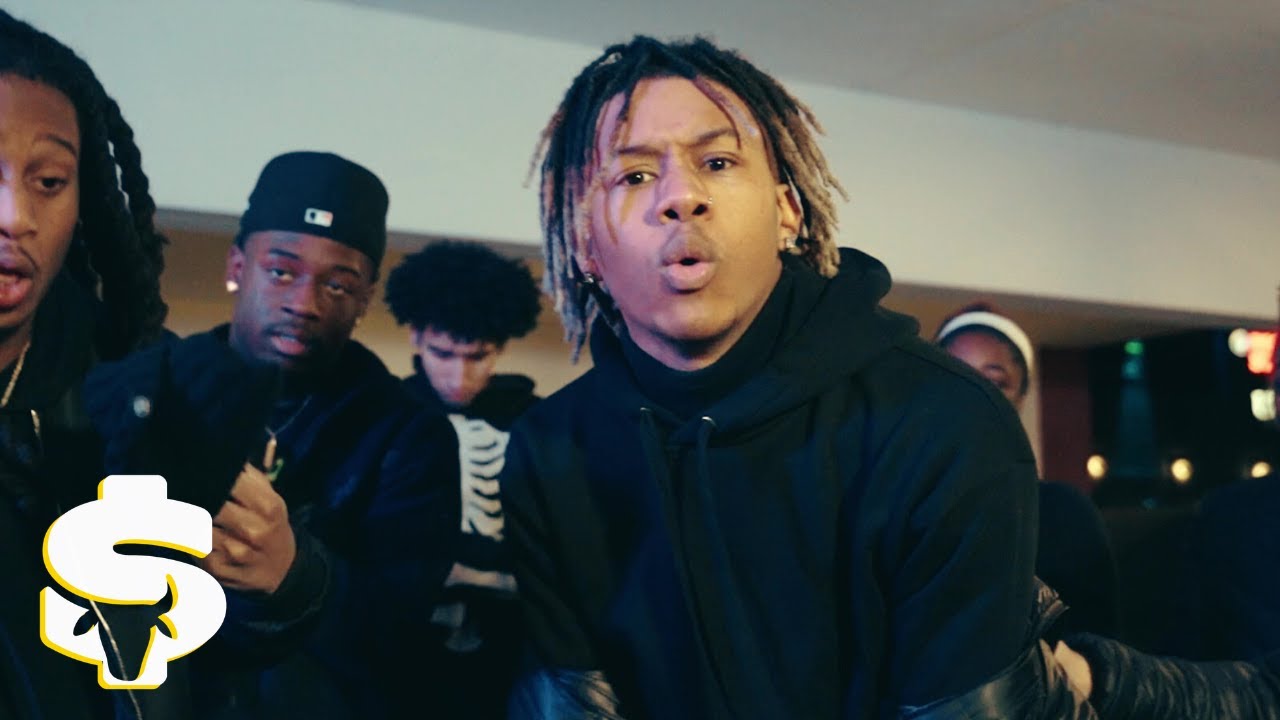 J. Apollo - Ruffles (Official Music Video) auf YouTube ansehen J. Apollo - Ruffles (Official Music Video) auf YouTube ansehen
