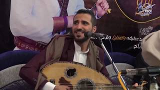 محمد عطيفه يغني شعبي في عرس آل البرطي ورقصة ملاطف