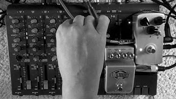 Loop cassette four track drone