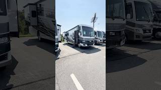 Spacious high end motorhome that is the Best for Fulltime Living! 2026 Newmar Bay Star 3609