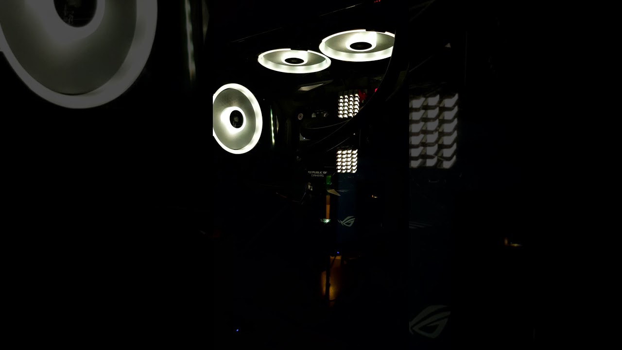 iCUE & Aura Music Equalizer