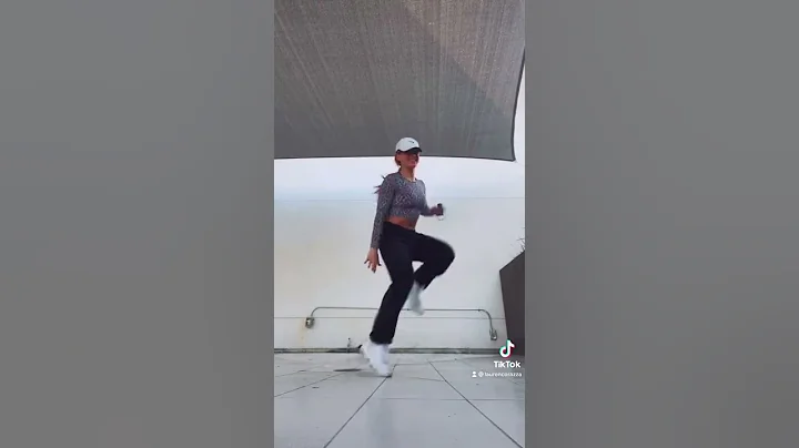 @laurencorazza shuffle choreo to “Goodies” - Ciara X Dillon Francis Remix #shorts #shuffle