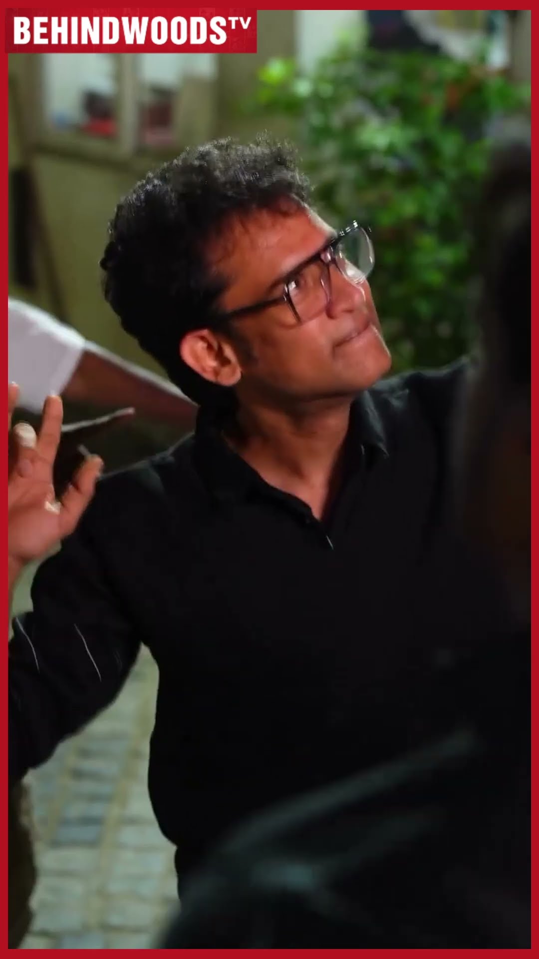 Deepak Dance Video after Bigg Boss ? 'ஊரு Full-லா உன் மேலதான் கண்ணு..' திருஷ்டி எடுத்த குடும்பம்