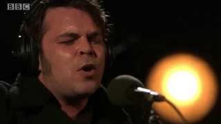 Video voorbeeld van "Gaz Coombes - Caught By The Fuzz (Live at Maida Vale)"