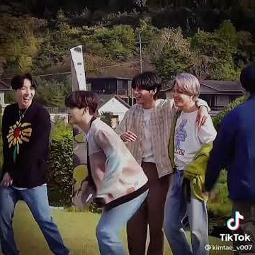 5 second with BTS 🥺