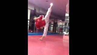 Taekwondo Girl Poomsae Train Elif Yılmaz - Fighterman