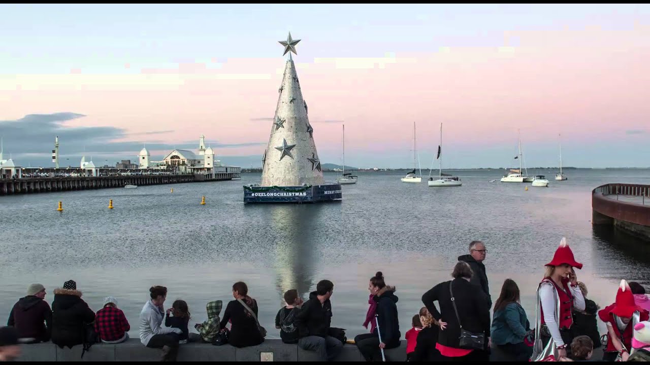 Geelong's Christmas tree is turned on for 2015! YouTube