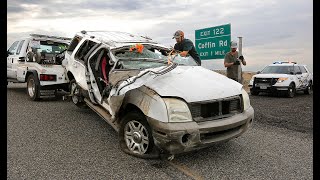 2 die after SUV plunges off highway south of Kennewick