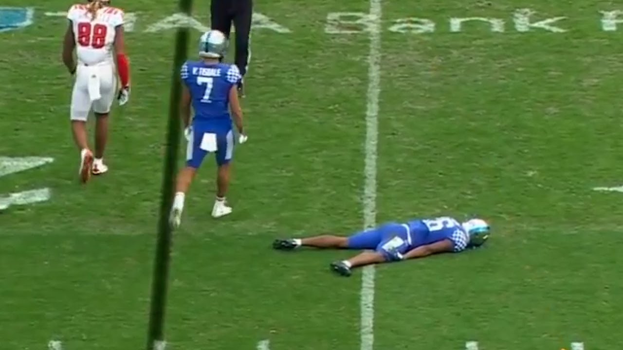 College Football moments with 0 context