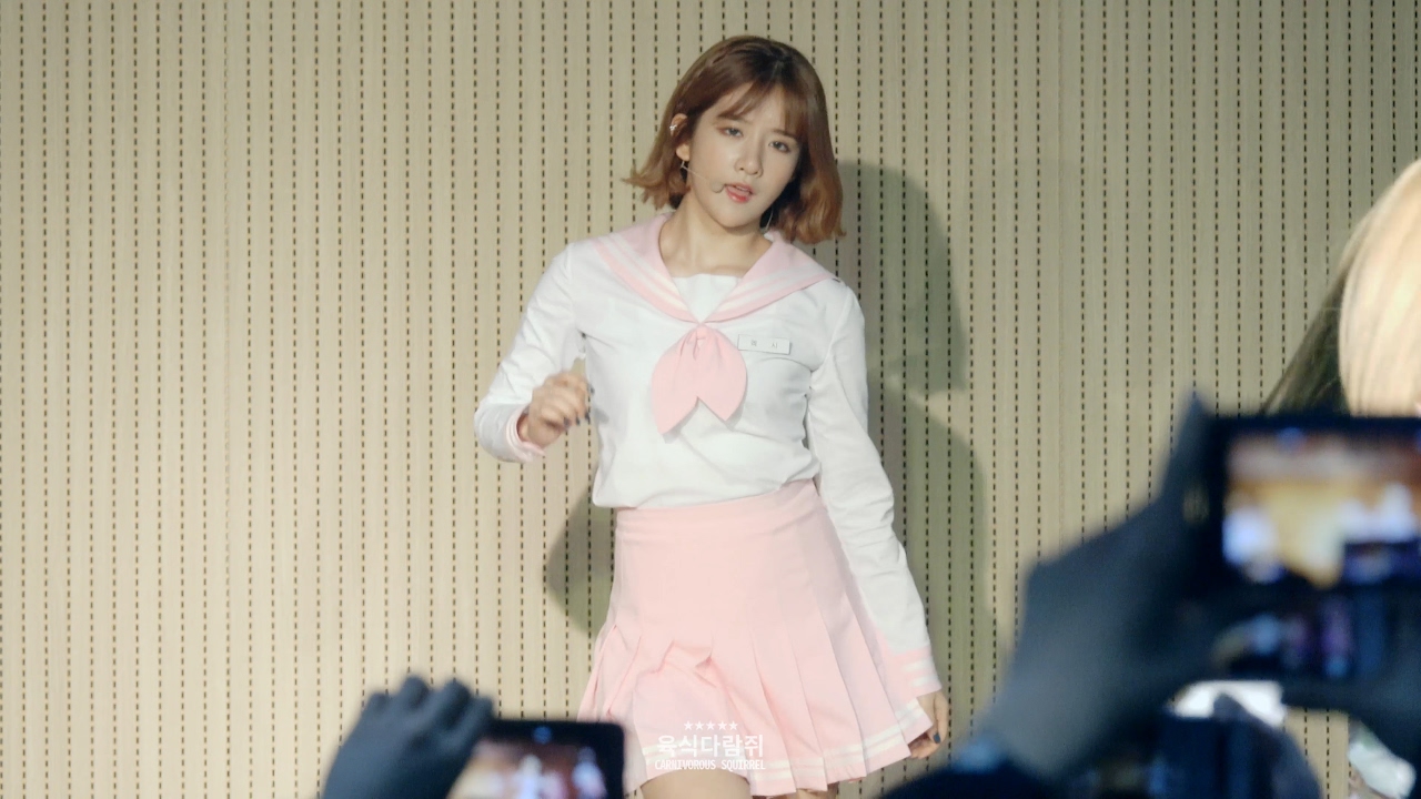 170210 한림예고 졸업식 축하공연 우주소녀 비밀이야 엑시 가로 4K 직캠