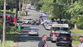 4 law officers killed, 4 wounded in shootout at North Carolina home: police by WGN News 56,688 views 4 hours ago 3 minutes, 10 seconds