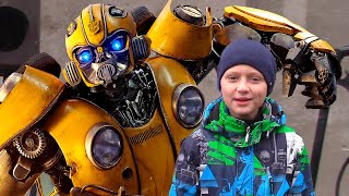 Трансформер Бамблби - Парад роботов | Видео для детей Трансформер Бамблби - Парад роботов | Видео для детей