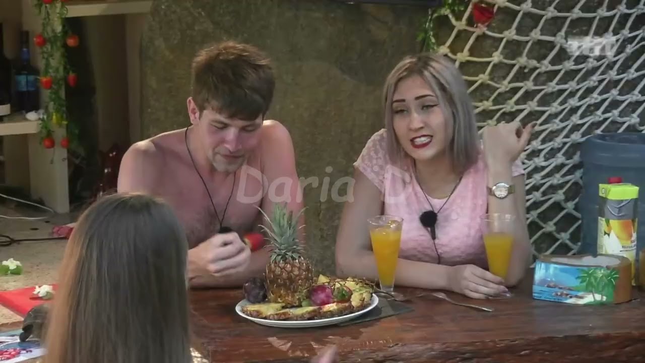 4. Ольга Рапунцель и Дмитрий Дмитриенко. Звонить маме не надо