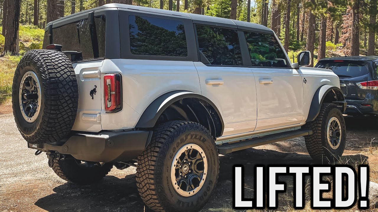 32's vs 35's vs 37's mounted on Bronco Outer Banks with 4 lift