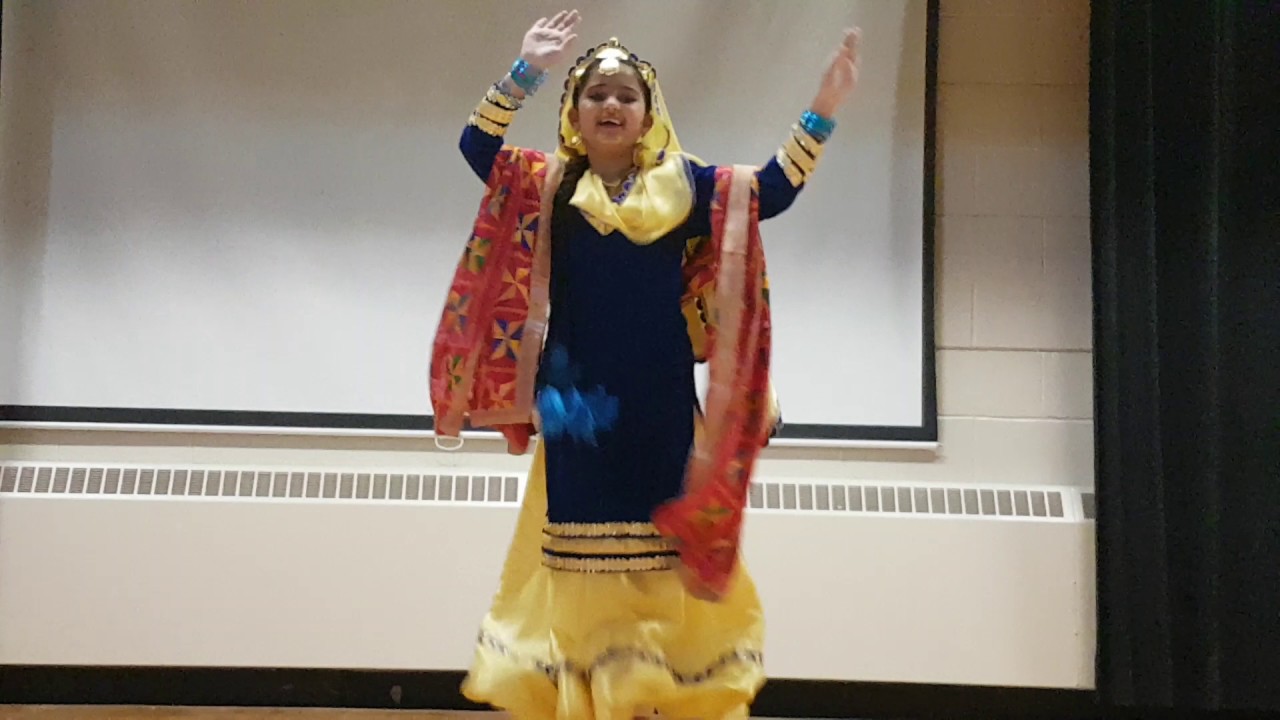Sachleen kaur performed in annual function Mosaic in Marvin Heights public school Toronto