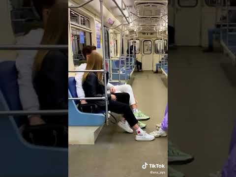 HOW ERA AYS GET BOYFRIEND