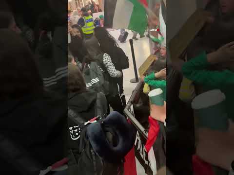 Seleção Feminina da Palestina chega à Irlanda para partida de futebol solidário