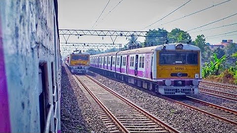Parallel EMU Trains Race : Katwa-Howrah Galloping Local Chasing Barddhaman-Howrah Local | ER